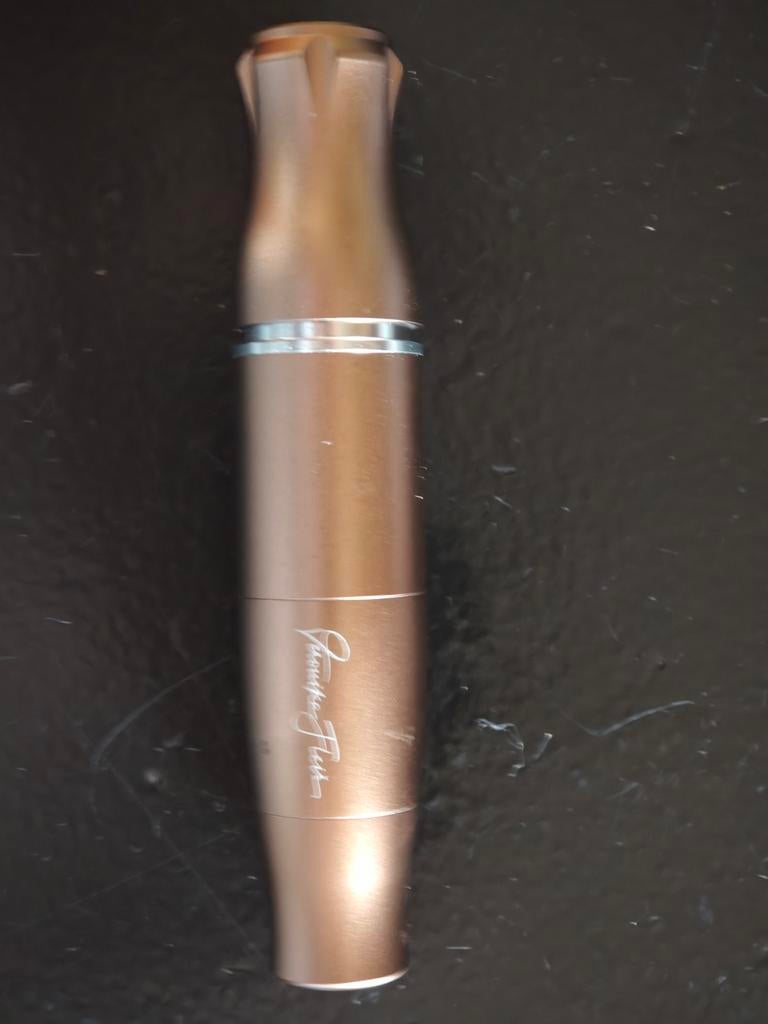 Permanente Make-up Motor/Pen - Merk Fleis, Sieraden, Tassen en Uiterlijk, Uiterlijk | Cosmetica en Make-up, Gebruikt, Bruin, Gehele gezicht