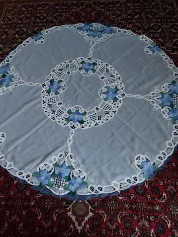 rond tafelkleed 2-delig Nieuw !!! beschikbaar voor biedingen