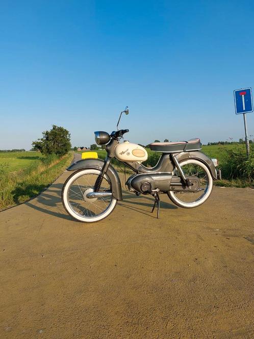 Kreidler florett eitank, Fietsen en Brommers, Brommers | Kreidler, Zo goed als nieuw, Ophalen