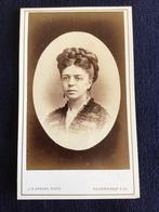 CDV, Dame, J.P. Oppers, Amsterdam, Carte de Visite, Ophalen of Verzenden, Voor 1940, Gebruikt, Foto