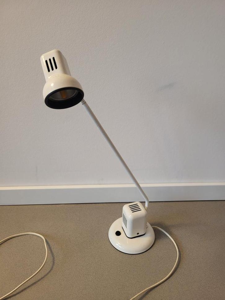 Vrieland Dutch Design bureaulamp met buigbare hals, Huis en Inrichting, Lampen | Tafellampen, Gebruikt, 50 tot 75 cm, Metaal, Ophalen of Verzenden