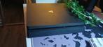 PS4 Slim + 2 originele controllers + 9 games, Spelcomputers en Games, Ophalen, Met 2 controllers, Zo goed als nieuw, Slim
