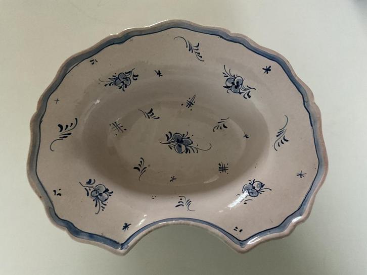 Scheerbekken / scheerkom blauw en wit met bloemen, Antiek en Kunst, Curiosa en Brocante, Ophalen of Verzenden