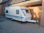 Zeer nette Hobby 4.60 van 2001, Caravans en Kamperen, Standaardzit, Hobby, Kachel, Particulier