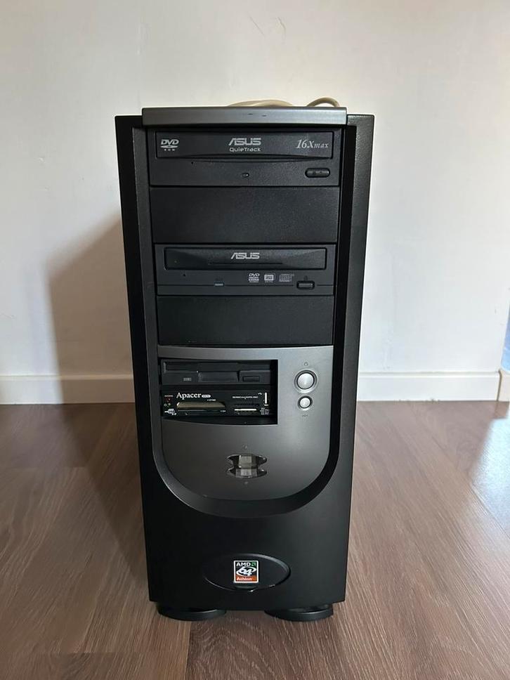 Gaming pc (sleeperbuild), Spelcomputers en Games, Games | Pc, Zo goed als nieuw, Ophalen