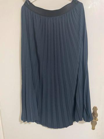 Yest Pliche rok 46 blauw beschikbaar voor biedingen