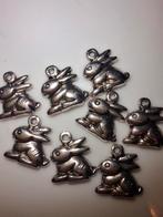 8 stuks bedels hangers konijn haas zilver grijs metaal, Ophalen of Verzenden, Nieuw, Bedel