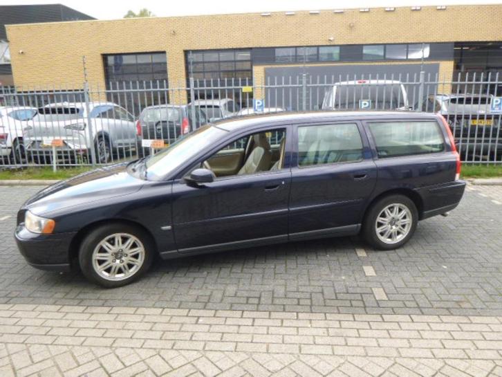 Volvo V70 2.4 140PK AUT 2006 Blauw, Auto's, Volvo, Bedrijf, V70, Airbags, Airconditioning, Alarm, Boordcomputer, Centrale vergrendeling
