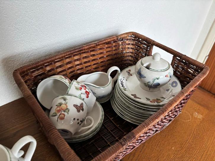 Janneke Brinkman Servies - Prachtig!, Huis en Inrichting, Keuken | Servies, Gebruikt, Compleet servies, Overige stijlen, Aardewerk