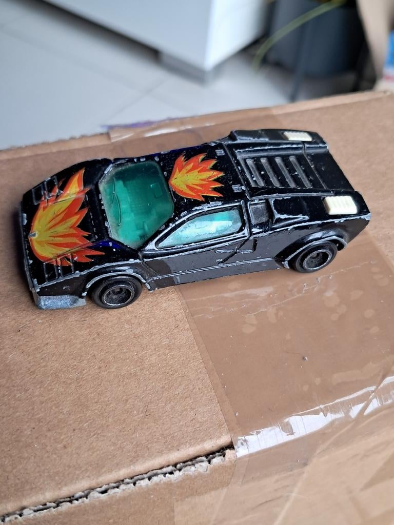 Majorette Lamborghini Countach zwart bespeeld maar compleet, Ophalen of Verzenden