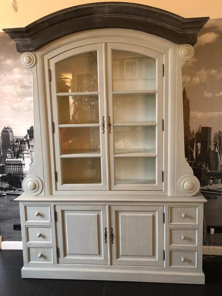UNIEKE KAST - Buffetkast vitrine kast - Keukenkast Eichholtz, Huis en Inrichting, Keuken | Keukenelementen, Zo goed als nieuw
