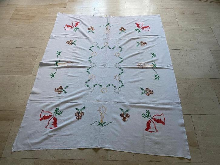 Kerstkleed Vintage Handwerk op Wit Linnen, Diversen, Kerst, Ophalen of Verzenden