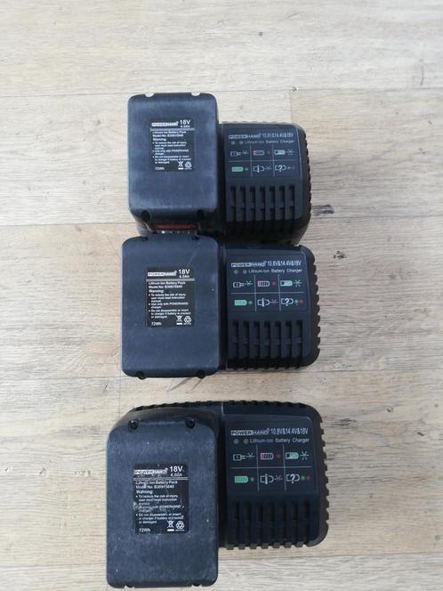Powerhand opladers+accu's, Doe-het-zelf en Verbouw, Gereedschap | Boormachines, Gebruikt, Boormachine, 400 tot 600 watt, Ophalen