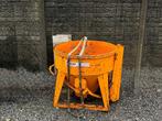 Eichinger 300 L betonnen container, Zakelijke goederen, Machines en Bouw | Kranen en Graafmachines, Kraan