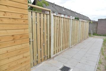 Schutting aanbieding hout/beton €60,- p/m1 incl. btw beschikbaar voor biedingen
