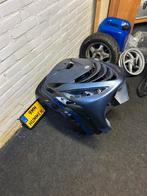 voorkap zip, Fietsen en Brommers, Scooters | Piaggio, Ophalen of Verzenden, Zo goed als nieuw, Benzine, Zip