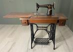 Antieke Singer naaimachinetafel met gietijzeren onderstel, Ophalen
