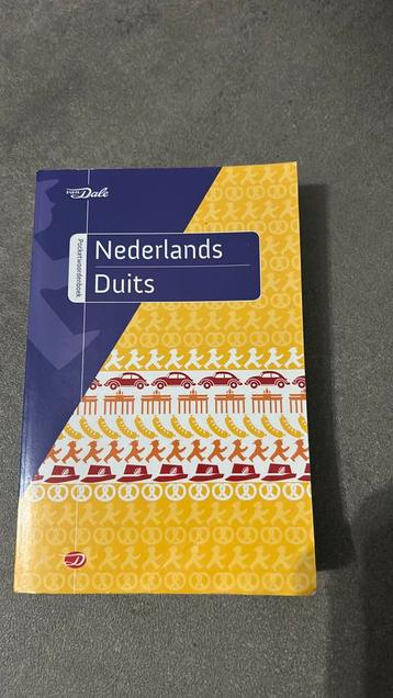 Van Dale pocketwoordenboek Nederlands-Duits beschikbaar voor biedingen