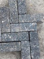 Gebruikte Betonnen Dikformaat Klinkers - Gevlamd, Tuin en Terras, Tegels en Klinkers, Gebruikt, Klinkers, Ophalen of Verzenden