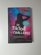 Leesboek 'de tiktok challenge', Ophalen of Verzenden, Zo goed als nieuw