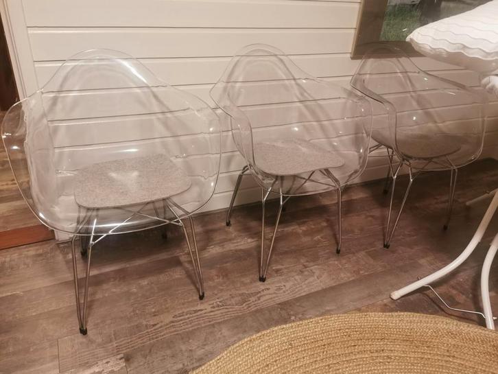 eames plastic armchair replica, Huis en Inrichting, Stoelen, Gebruikt, Vijf, Zes of meer stoelen, Ophalen