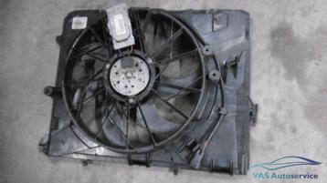 Koelvinhuis met motor BMW  17 42 5 A3F  beschikbaar voor biedingen