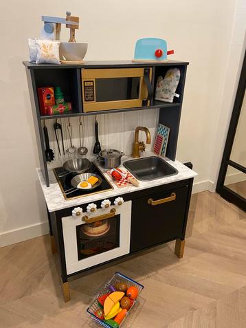 Ikea Duktig speelkeuken gepimpt beschikbaar voor biedingen