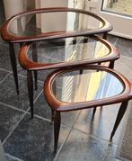 bijzettafels, nestingtables, mimiset, atrb. Ico Parisi Italy, Huis en Inrichting, 45 tot 60 cm, Gebruikt, Overige vormen, Hout