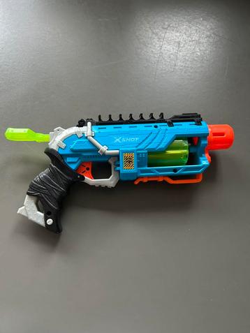 X-Shot Dino Attack Dino Striker – Blauw beschikbaar voor biedingen