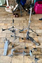 DIV HARDWARE / HIHAT-SNARE -TOM-STAND/ DOUBLE TOM HOLDER ETC, Muziek en Instrumenten, Ophalen of Verzenden, Zo goed als nieuw