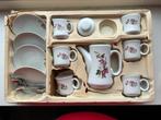 Retro jaren 90 porceleinen kinderservies 16 delig, Ophalen of Verzenden, Zo goed als nieuw, Jongen of Meisje