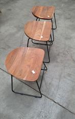 Set van 3 houten krukjes, Ophalen, Nieuw, Hout