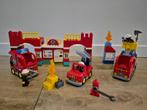 Duplo brandweerkazerne en ladderwagen, Kinderen en Baby's, Speelgoed | Duplo en Lego, Ophalen of Verzenden, Gebruikt, Complete set