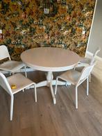 Witte ronde eettafel met 4 stoelen salontafel en groene bank, Ophalen, 100 tot 150 cm, Rond, Zo goed als nieuw