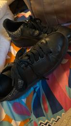 Alexander mcqueen schoenen maat 39 met glitters, Kleding | Dames, Schoenen, Zwart, Ophalen of Verzenden, Alexander mcqueen, Sneakers of Gympen