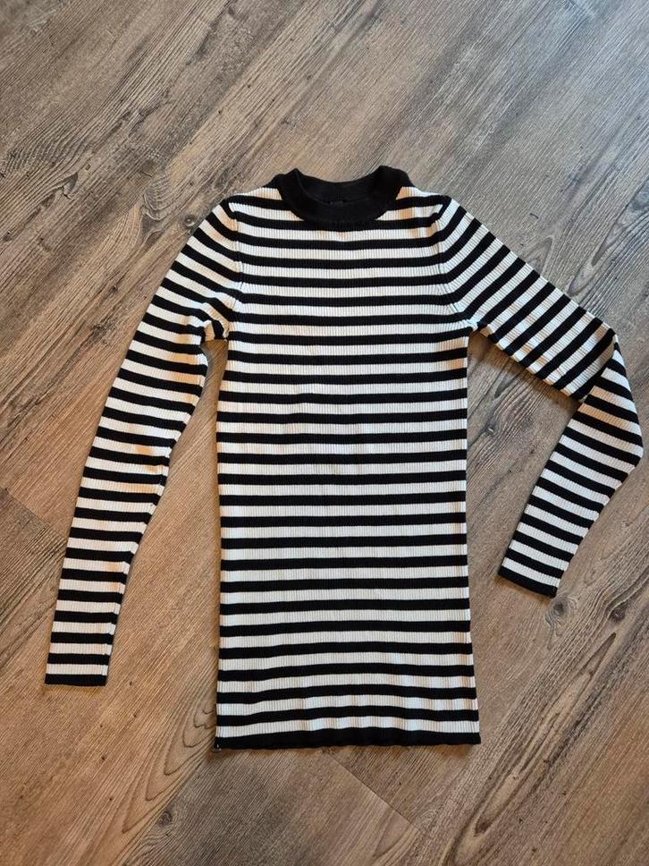 Mooie longsleeve zwart/ wit gestreept Hema maat S, Kleding | Dames, Overige Dameskleding, Zo goed als nieuw, Ophalen