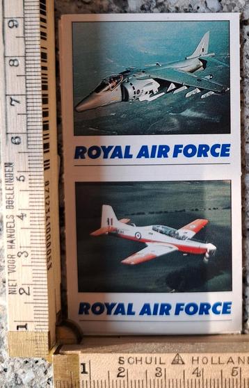 3 vintage stickers met 2 vliegtuigen Royal airforce verzamel beschikbaar voor biedingen