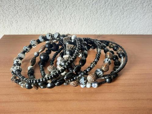 Opvallende Mooie Zwarte Kralen Wikkel Armband, Sieraden, Tassen en Uiterlijk, Armbanden, Gebruikt, Kunststof of Plastic, Zwart
