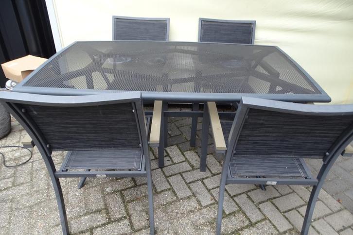Tuintafel met 4 stoelen, Tuin en Terras, Tuinsets en Loungesets, Gebruikt, Tuinset, Aluminium, 4 zitplaatsen, Eettafel, Stoel