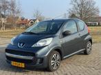 Peugeot 107 1.0 12V E-vti 68PK 3DR 2011 Grijs, Auto's, Voorwielaandrijving, 4 stoelen, 68 pk, Origineel Nederlands