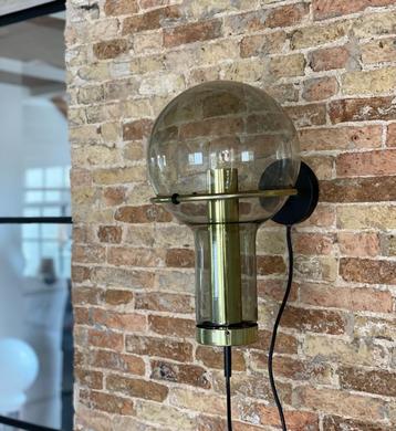 Dutch Design Maxi Globe Raak Wandlamp 1960s XL Versie beschikbaar voor biedingen