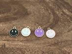 Bedels smiley, Hobby en Vrije tijd, Kralen en Sieraden maken, Ophalen of Verzenden, Nieuw, Bedel