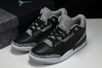 Nike Jordan 3 Retro Green Glow, Nieuw, Nike Jordan 3, Ophalen of Verzenden, Overige kleuren