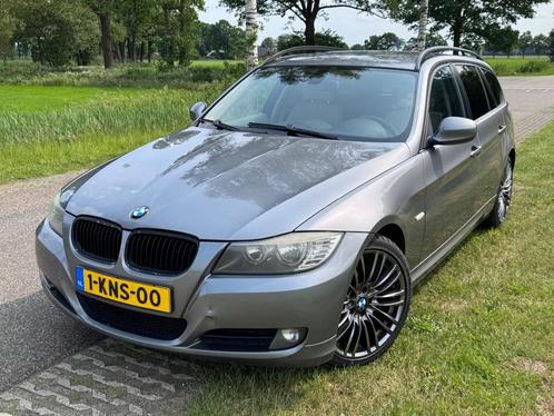 Bmw 3-SERIE 318d Touring / LEDER / NAVI / 18 INCH / 2009, Auto's, BMW, 3-Serie, ABS, Centrale vergrendeling, Diesel, B, Stationwagon