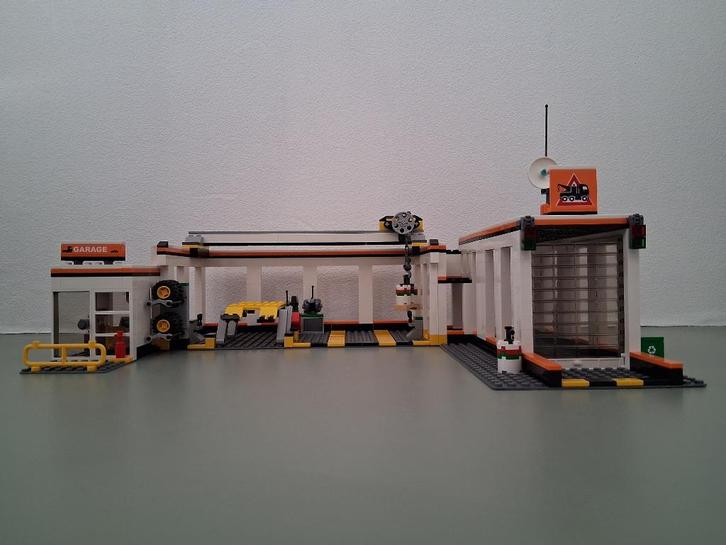 LEGO 7642 Garage COMPLEET, Kinderen en Baby's, Speelgoed | Duplo en Lego, Gebruikt, Lego, Complete set, Ophalen of Verzenden
