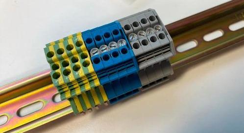 Diverse Phoenix rijgklem zekeringklem aansluitklem aardklem, Hobby en Vrije tijd, Elektronica-componenten, Zo goed als nieuw, Ophalen of Verzenden