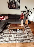 Mooi bruin vloerkleed, Huis en Inrichting, Stoffering | Vloerbedekking, Ophalen, Zo goed als nieuw, Bruin, Tapijt