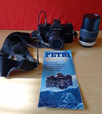 analoge camera Petri MF 1 met 50 mm en 135 mm lens  beschikbaar voor biedingen