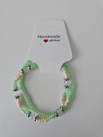 armbanden beschikbaar voor biedingen