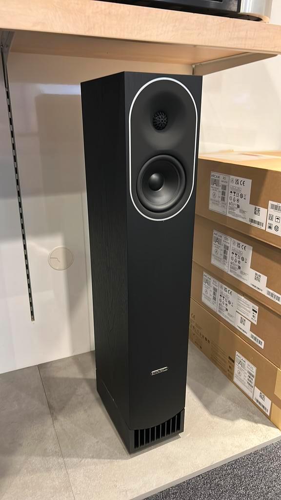 PMC Prophecy 5 zwart hout fineer, Audio, Tv en Foto, Luidsprekers, Nieuw, Front, Rear of Stereo speakers, 120 watt of meer, Overige merken